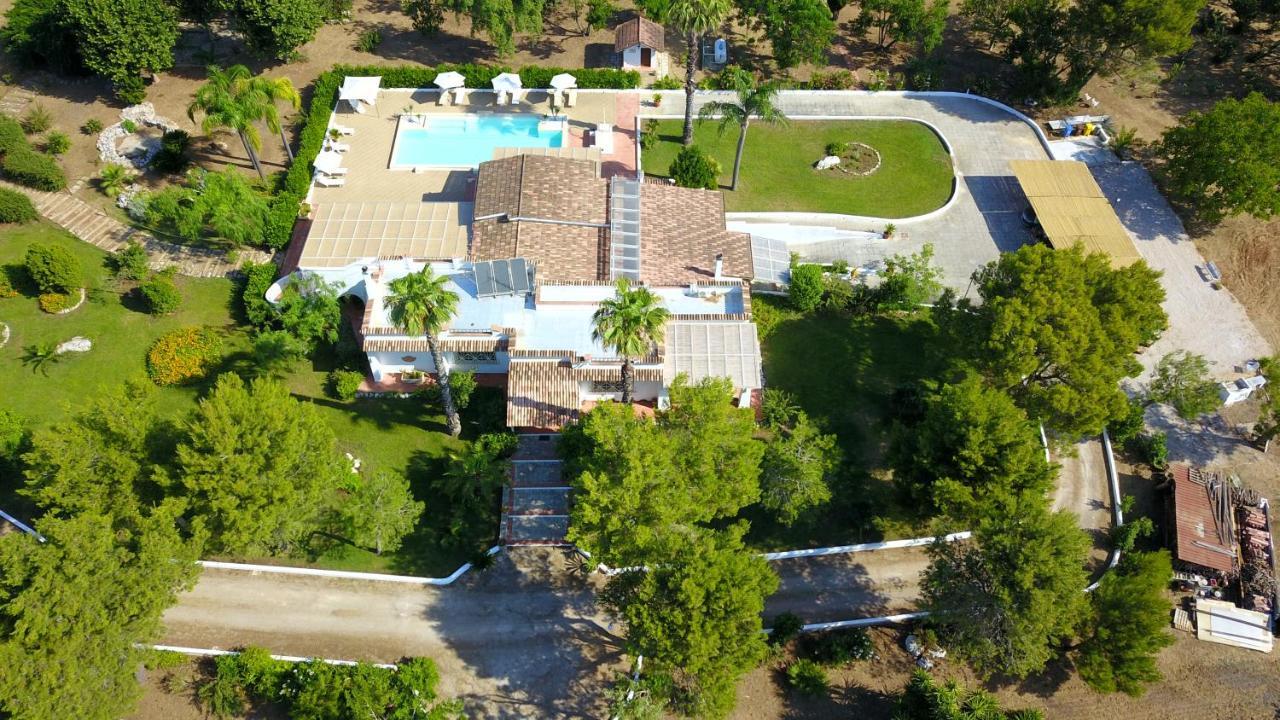 Villa Vetti Ugento Exterior photo